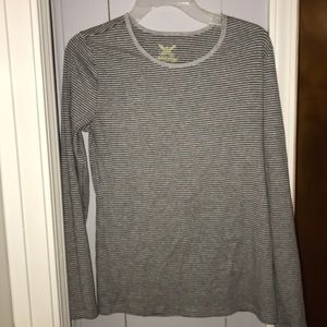 Women’s long sleeve shirt size Large